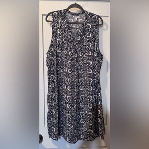 Old Navy Pintuck Lighweight Dress